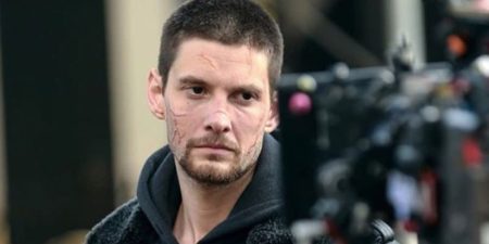 The Punisher’s Ben Barnes Wants to do a Romcom Next