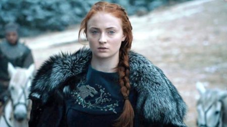 Sophie Turner’s Sansa Finally Gets Some Armor