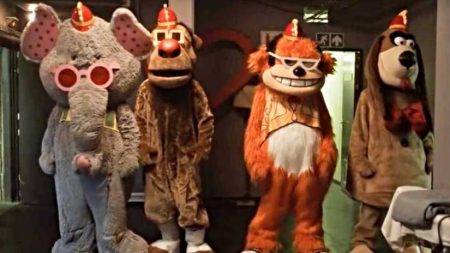 New Clip from The Banana Splits Movie Foreshadows Ominous Threat