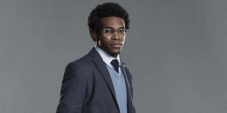 Geek Vibes Interview with Batwoman’s Camrus Johnson