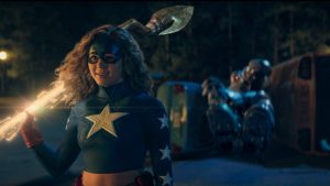 Stargirl Takes On Sportsmaster In New ‘Stargirl’ Clip