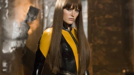 Malin Ackerman Says There Was An Internal Struggle While She Filmed ‘WATCHMEN’