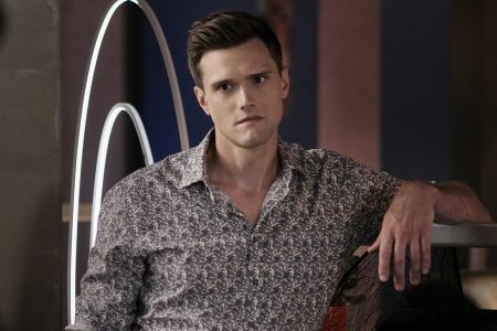 The Flash’s Hartley Sawyer Fired Due to Prior Racist & Sexist Tweets
