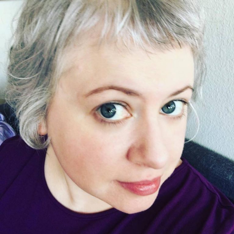 Geek Vibes Interview: New York Times Best Selling Writer and Editor Mariah McCourt