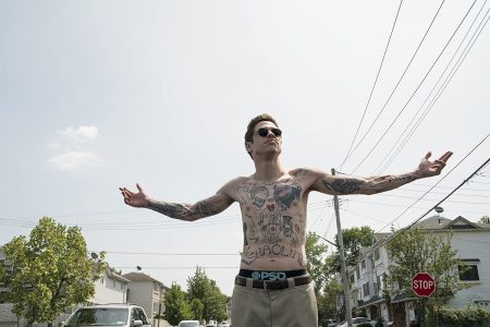 ‘The King of Staten Island’ Review – Davidson Puts on a Stunning Performance