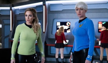 ‘DC’s Legends of Tomorrow’: Season 5 Blu-Ray Review – Arrowverse’s Most Inventive Show