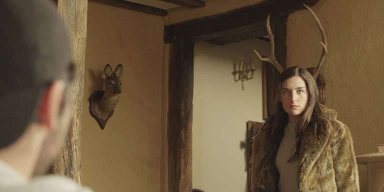 ‘The Doe’ (CIFF Entry) Review – An Exciting Accidental Thriller