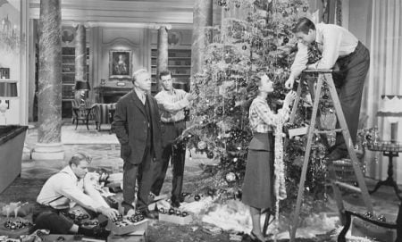 ‘It Happened on 5th Avenue’ Blu-Ray Review – Warner Archive Rescues Heartwarming Holiday Classic