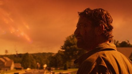 ‘Greenland’ Review – An Explosively Intense Ride