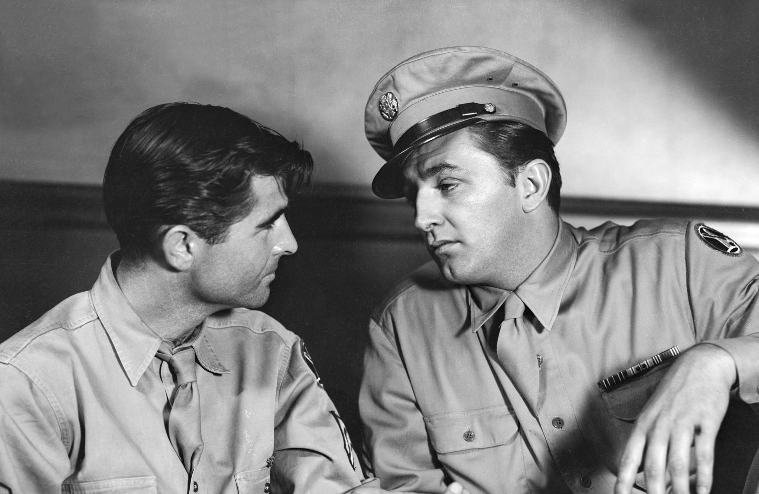 Warner Archive Announces March Titles Including Films From Robert Mitchum, Val Lewton & More