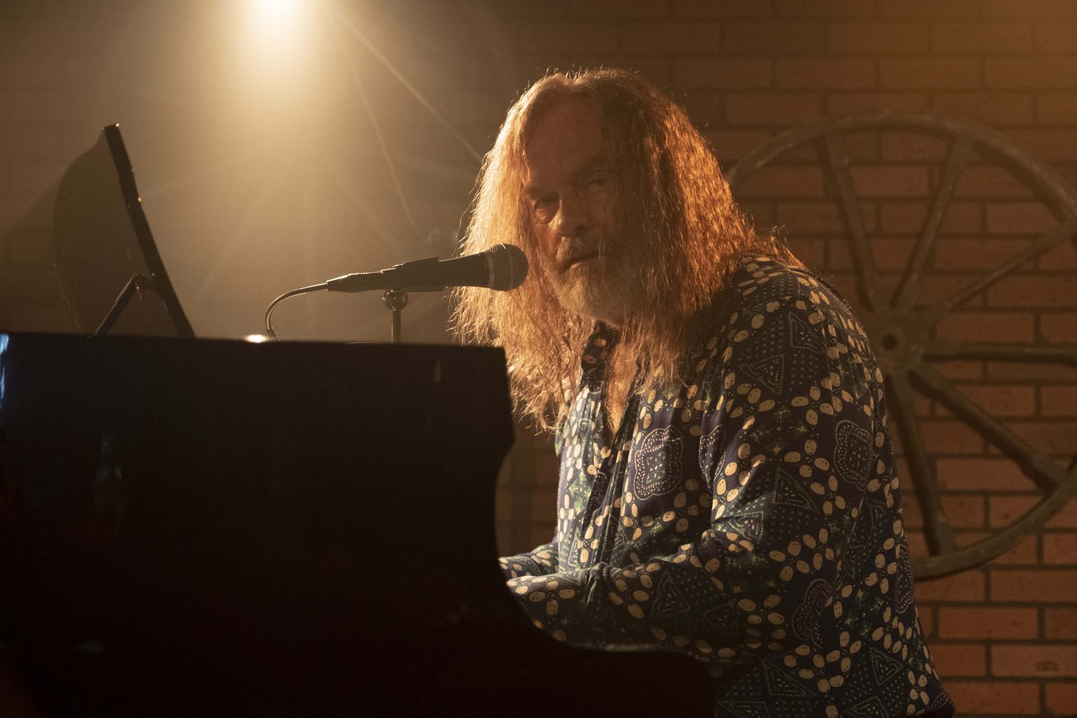 Paramount To Release Kelsey Grammer’s Coming-Of-Age Tale ‘The Space Between’ On Digital This June