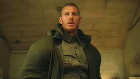 Tom Hopper: ‘Umbrella Academy, Season 3’ Has A Ways to Go