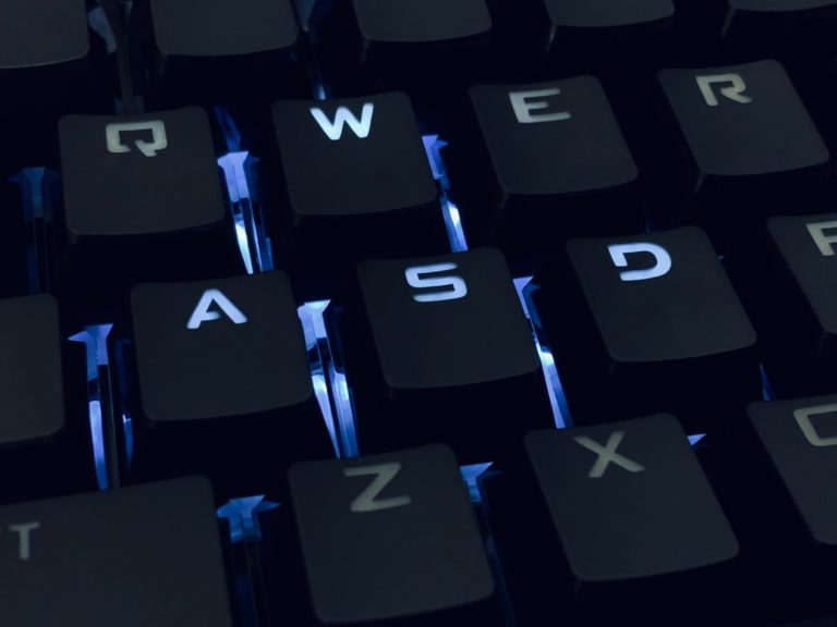 5 Reasons You Should Invest Into High-End Mouse and Keyboard
