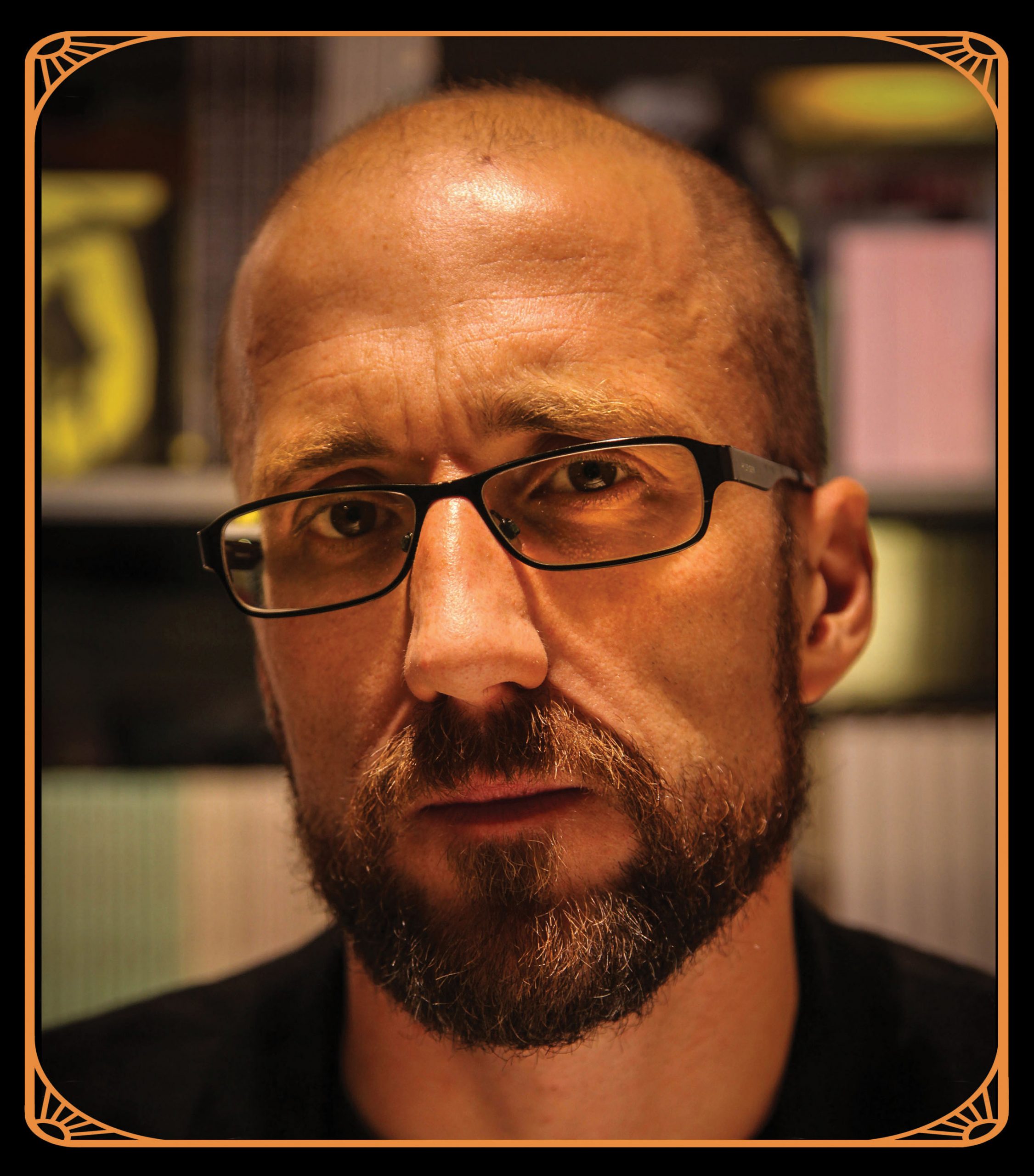 Kieron Gillen_with frame