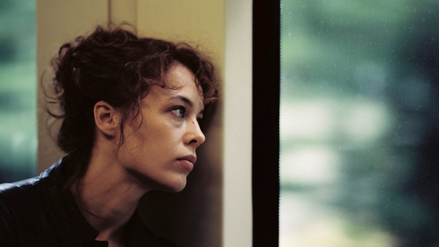 ‘Undine’ Blu-Ray Review – An Enchanting Take On A Classic Fairytale From Christian Petzold GVN Undine