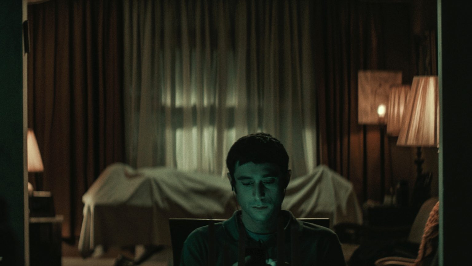 ‘The Vigil’ Blu-Ray Review – Jewish Lore Provides Ample Thrills In Unsettling Horror Film