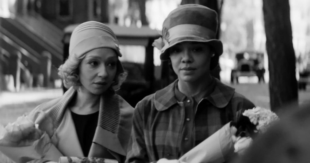 ‘PASSING’ Review – Rebecca Hall delivers a well crafted film with incredible performances from Tessa Thompson and Ruth Negga