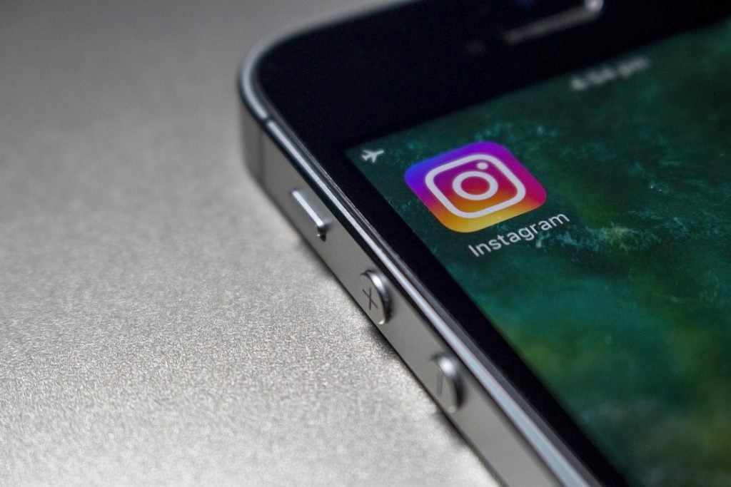 4 Ways To Track Who Unfollowed You On Instagram (Without Risking Your Account)