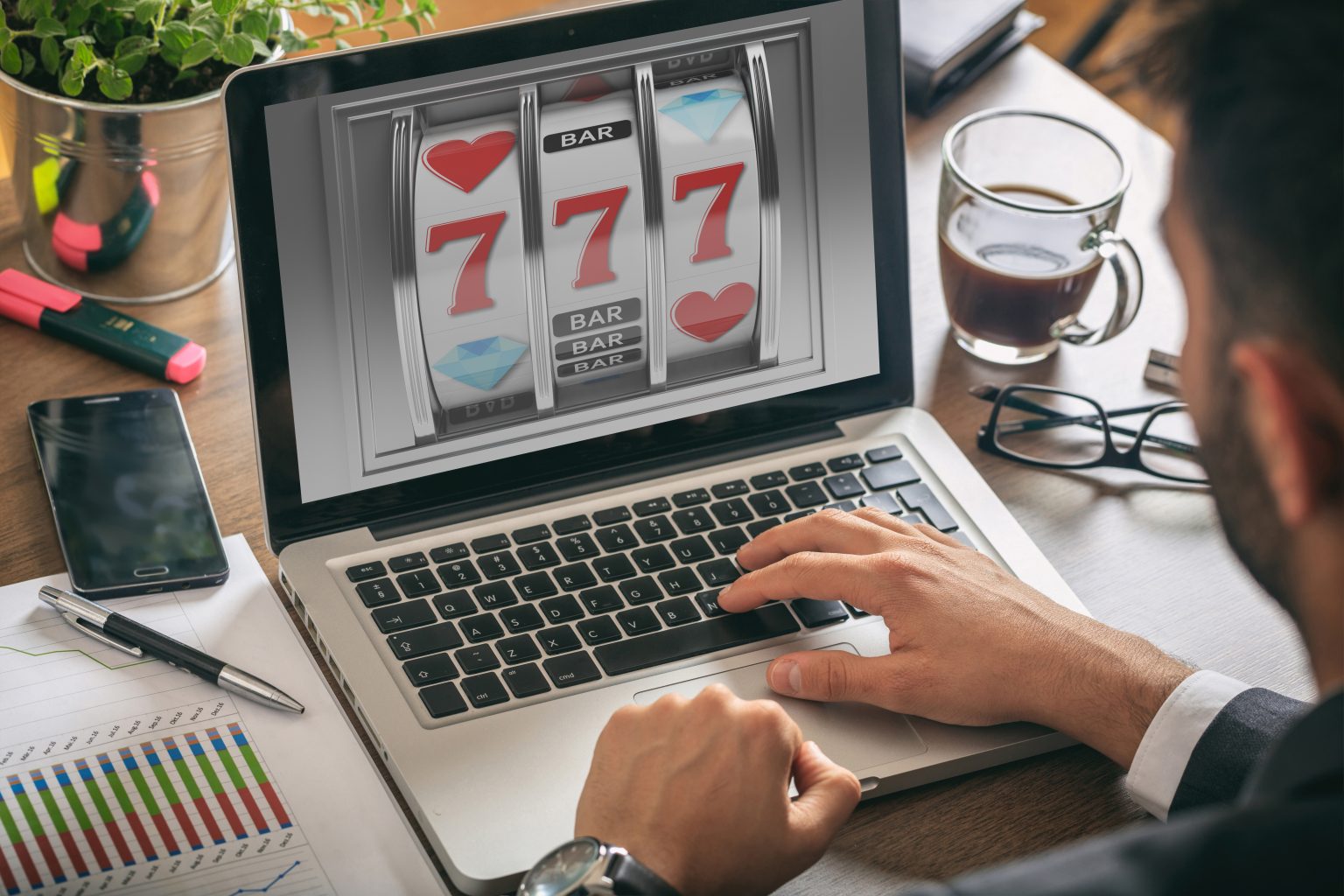 8 Tips For Playing Slot Machines In Online Casinos In 2021