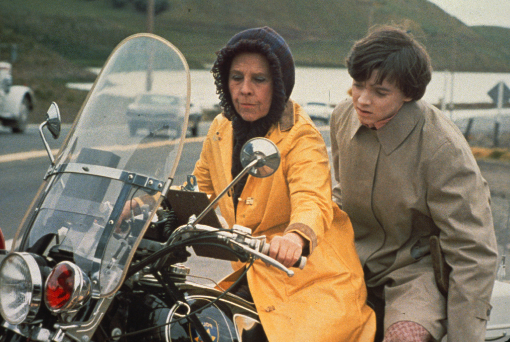 Paramount Presents ‘Harold And Maude’ Blu-Ray Review – Hal Ashby Crafts One Of The Great Dark Dramedies Of The ’70s