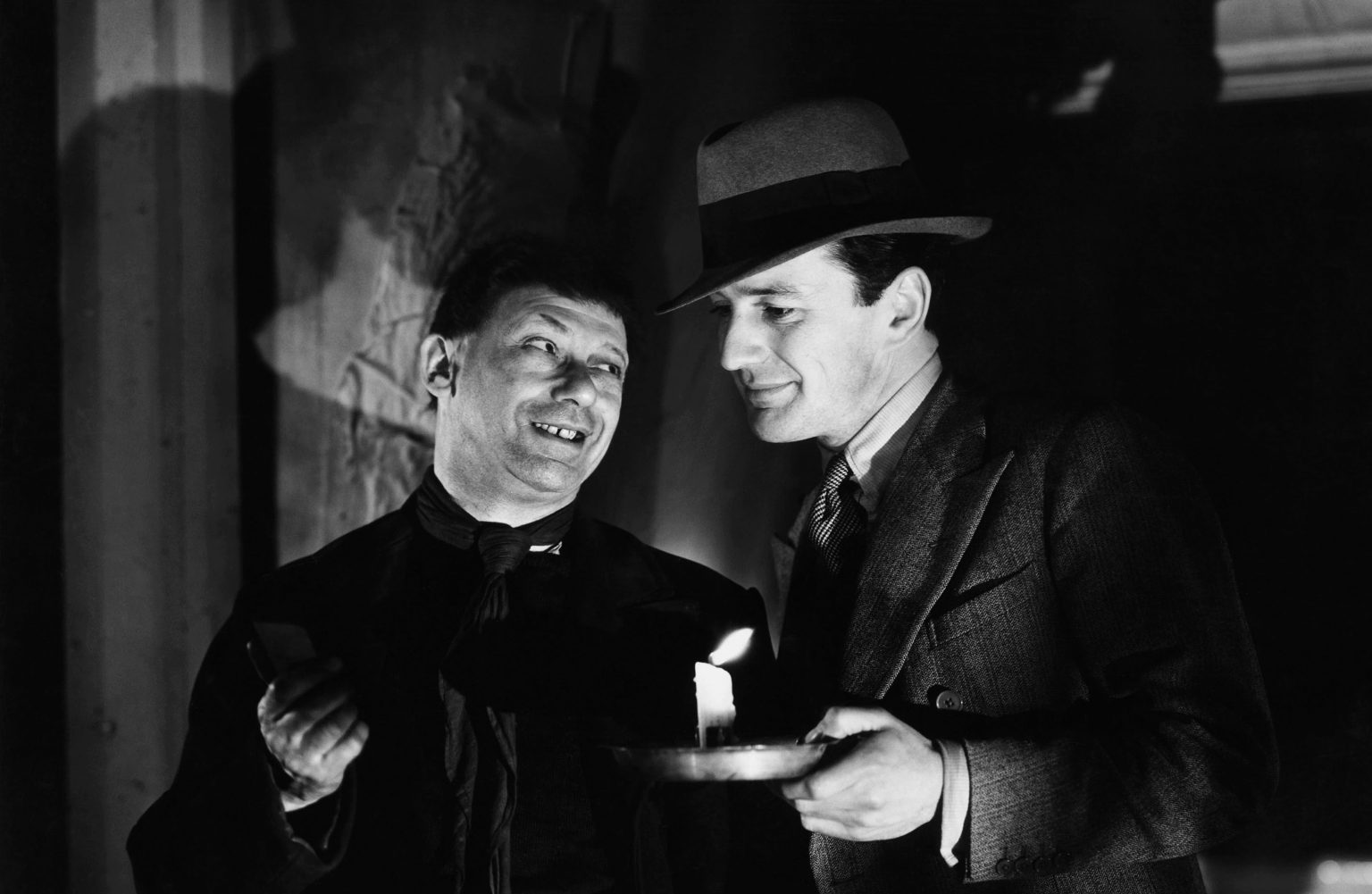 ‘Number Seventeen’ Blu-Ray Review – Early Alfred Hitchcock Thriller Is An Oddball Feature With Hints Of His Future Genius