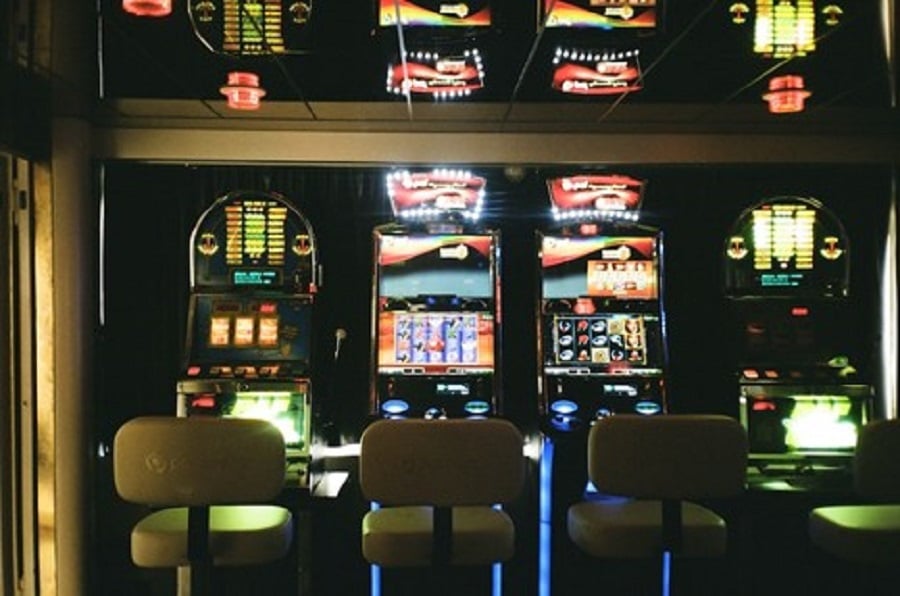 The Series of Mega Moolah Slot Machine