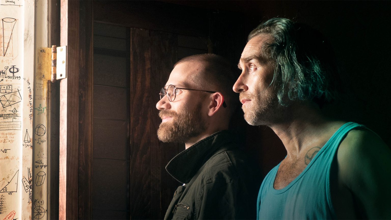 ‘Something In the Dirt’ Sundance 2022 Review – A Frustrating Trip Down a Rabbit Hole of Conspiracies