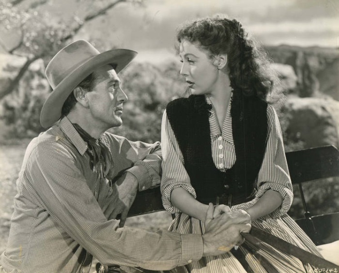 ‘Along Came Jones’ Blu-Ray Review – Gary Cooper And Loretta Young Captivate With Underrated Western