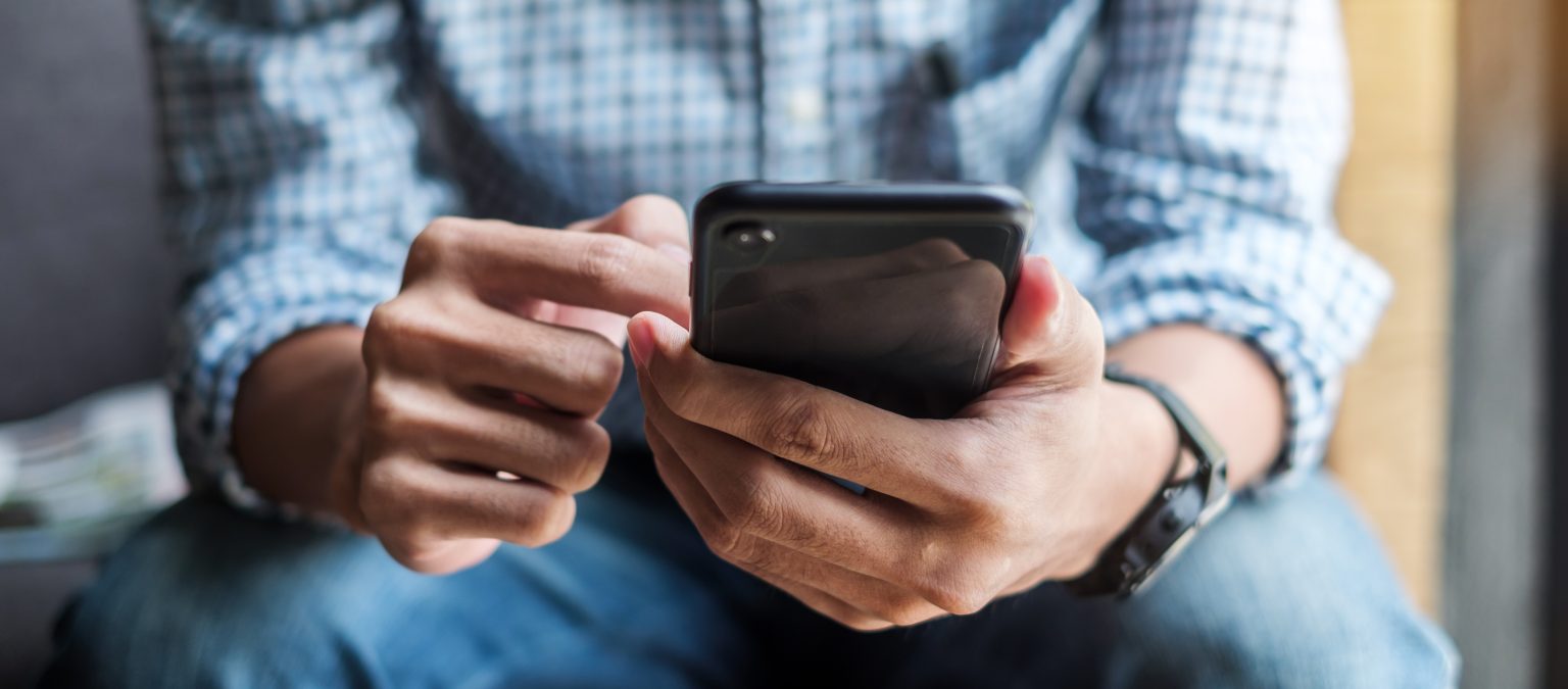 How To Keep Your Cell Phone Costs Down And Knowing What Plan Is Right For Your Needs