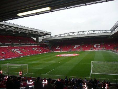 Can Anyone Break the Liverpool / Manchester City Stranglehold in the EPL?
