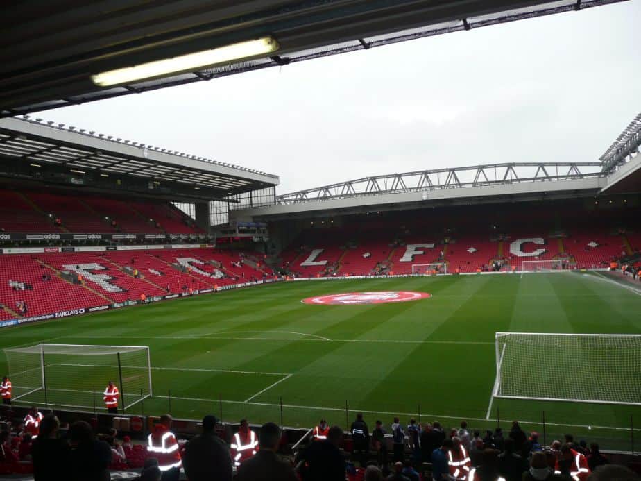 Can Anyone Break the Liverpool / Manchester City Stranglehold in the EPL?