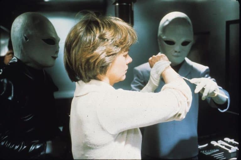 ‘The UFO Incident’ Blu-Ray Review – James Earl Jones And Estelle Parsons Wrestle With Alien Trauma