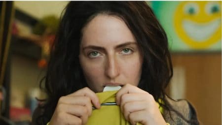 ‘The Year Between’ Tribeca 2022 Review – A Dark Comedy That Doesn’t Live Up To Its Potential