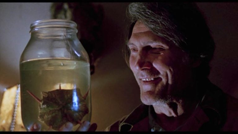 ‘Without Warning’ (1980) Special Edition Blu-Ray Review – Alien Flick Survives On Go-For-Broke Performances ‘Without Warning’ (1980) Special Edition Blu-Ray Review – Alien Flick Survives On Go-For-Broke Performances