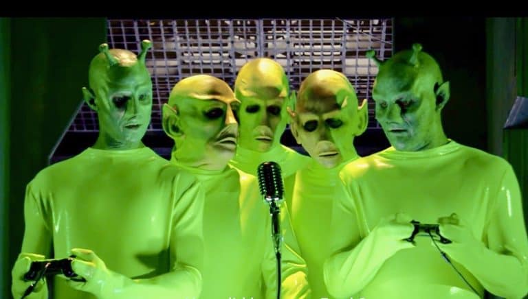 ‘Aliens, Clowns & Geeks’ Blu-Ray Review – A Weird And Irreverent Slice Of Creative Freedom