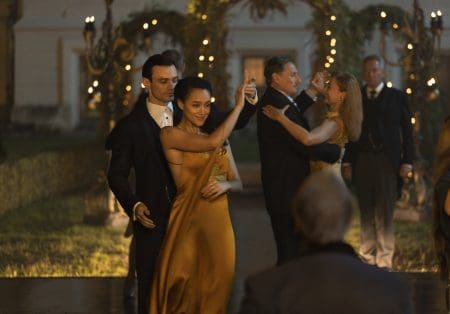 ‘The Invitation’ (2022) Review – Nathalie Emmanuel And Thomas Doherty Ignite a Sexier, Sinister Downton Abbey
