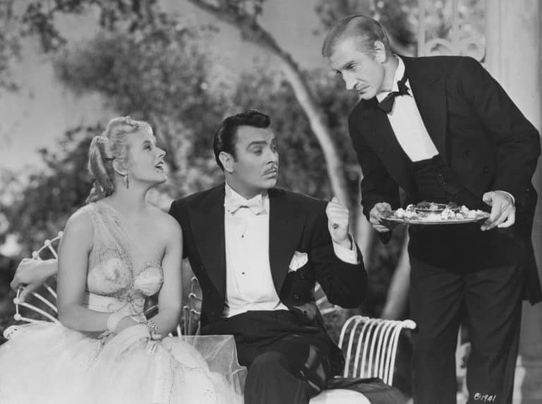 ‘International Lady’ Blu-Ray Review – A Romantic Spy Drama With Palpable Tension