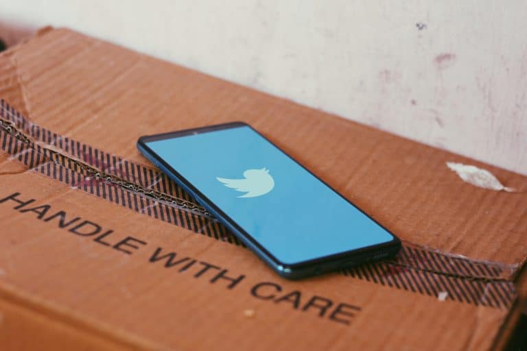 Yes, You Can Sell Your Old Tech For Cash! Here’s How To Do It