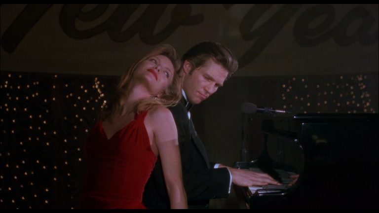 ‘The Fabulous Baker Boys’ Blu-Ray Review – Pfeiffer Electrifies Opposite The Bridges Brothers ‘The Fabulous Baker Boys’ Blu-Ray Review – Pfeiffer Electrifies Opposite The Bridges Brothers