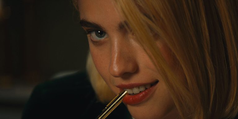 ‘Sanctuary’ TIFF 2022 Review – Margaret Qualley And Christopher Abbott Are A Match Made In Pyschosexual Heaven