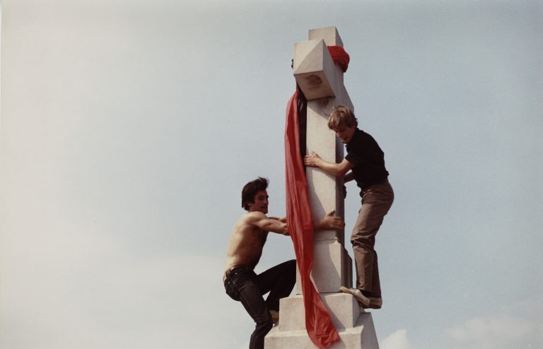 Miklós Jancsó Collection Blu-Ray Review – Hungarian Trailblazer Crafts Stunning Works Of Political Agitation Miklós Jancsó Collection Blu-Ray Review – Hungarian Trailblazer Crafts Stunning Works Of Political Agitation