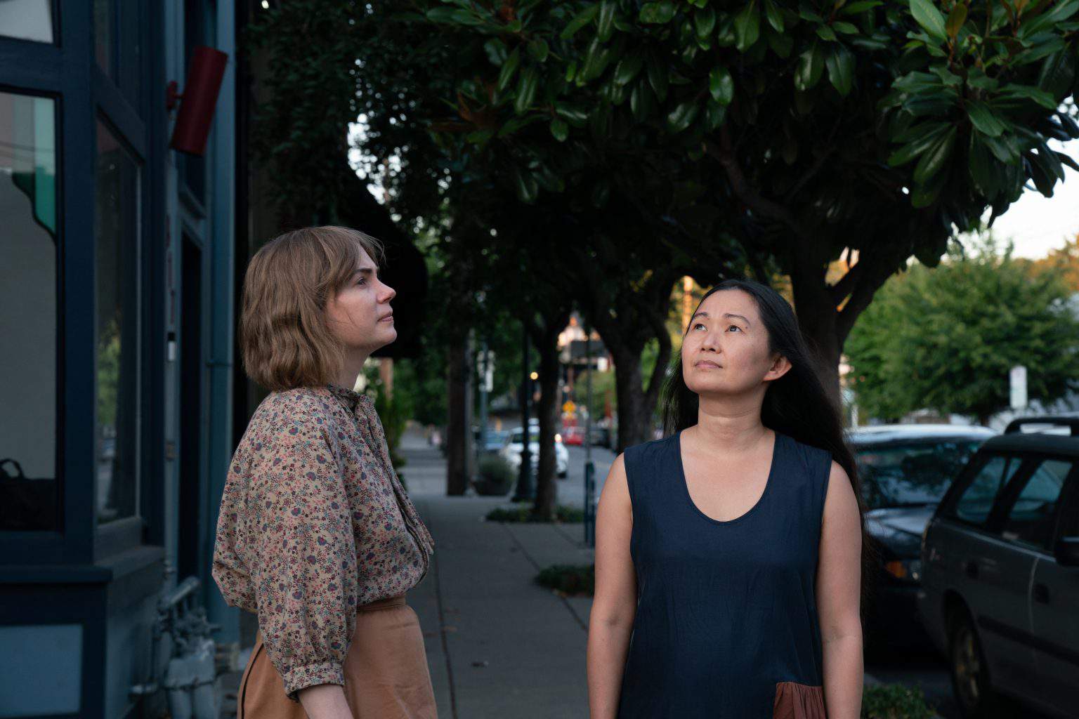 ‘Showing Up’ NYFF 2022 Review: Kelly Reichardt and Michelle Williams Capture The Throes of Artistic Insecurity and Stagnation
