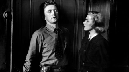 ‘Detective Story’ Blu-Ray Review – Kirk Douglas Unravels In Palpable William Wyler Cop Drama