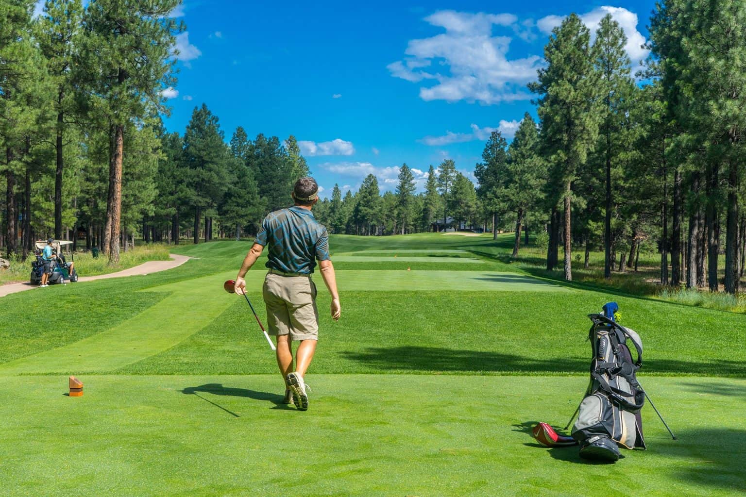 Top Items Every Golfing Enthusiast Needs to Have