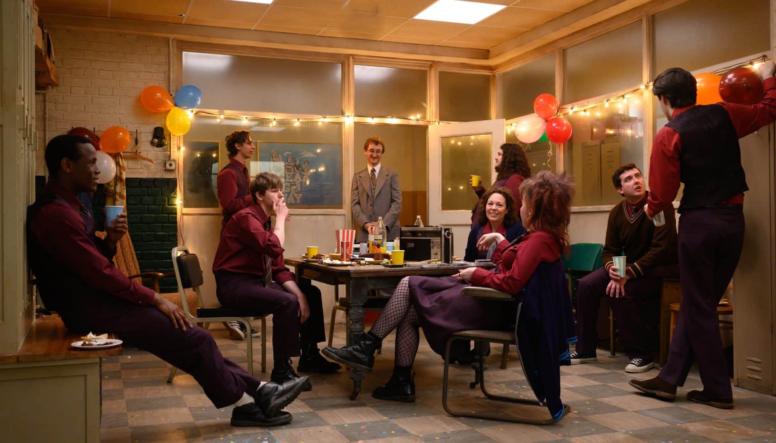 ‘Empire Of Light’ Blu-Ray Review – Magic In The Projector Light