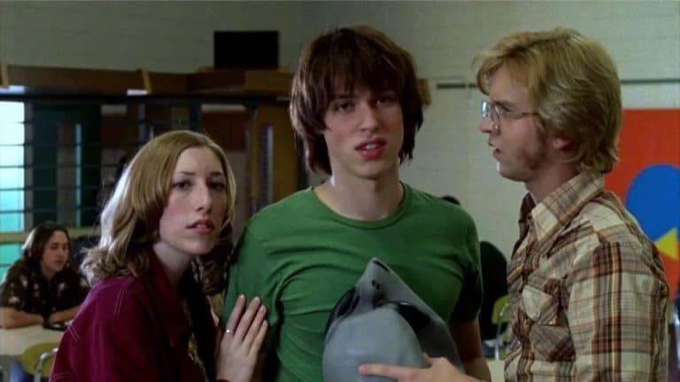 ‘5-25-77’ Blu-Ray Review – Long-Gestating Autobiographical Dramedy Aims For The Stars ‘5-25-77’ Blu-Ray Review – Long-Gestating Autobiographical Dramedy Aims For The Stars