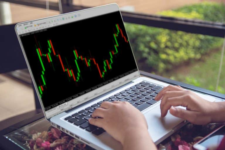 Unlocking The Future Of Travel Finance: Crypto And Forex For Travelers