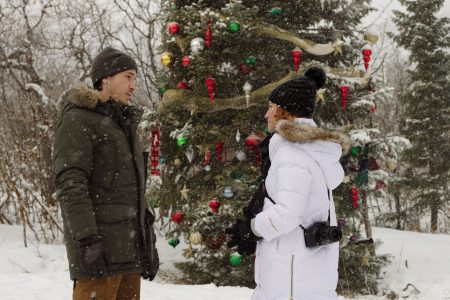 ‘Christmas With The Campbells’ Review – “Liked Spiked Eggnog, Gives You The Warm Fuzzies With An Adult Kick”