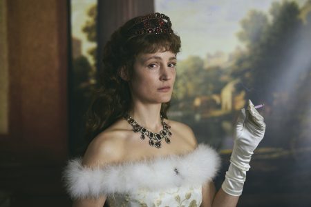 ‘Corsage’ (2022) Review – Measured Yet Wickedly Funny