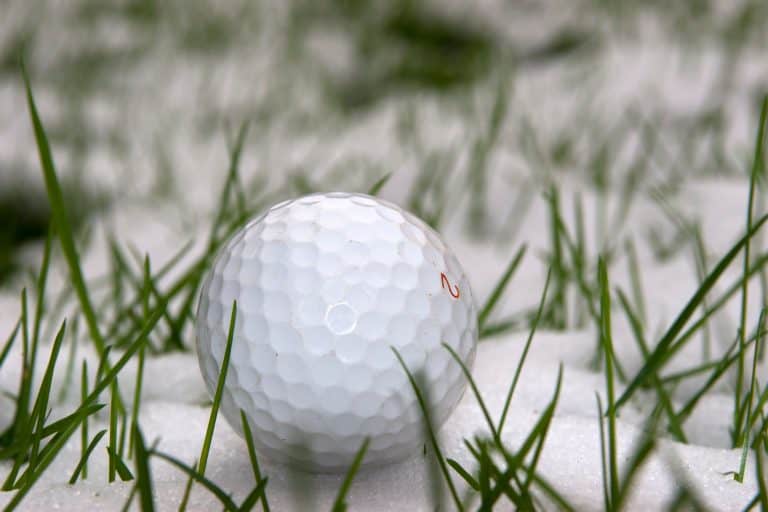 Some Useful Tips For Golfing In Cold Weather